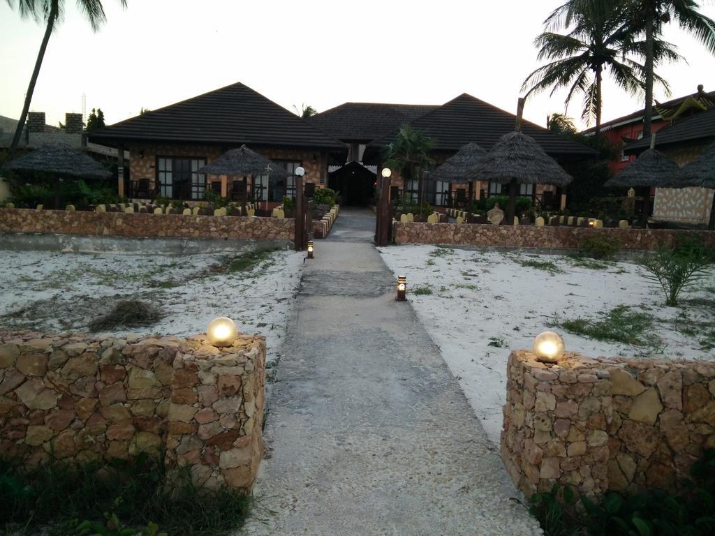 Arabian Nights Hotel Paje Buitenkant foto
