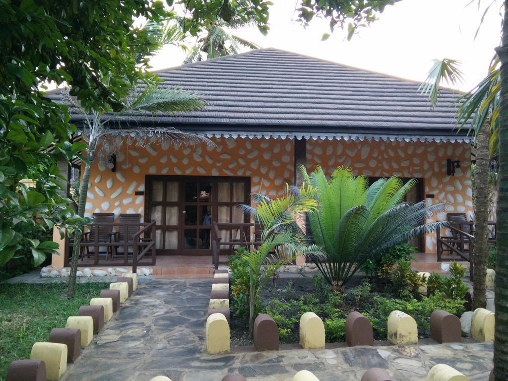 Arabian Nights Hotel Paje Buitenkant foto