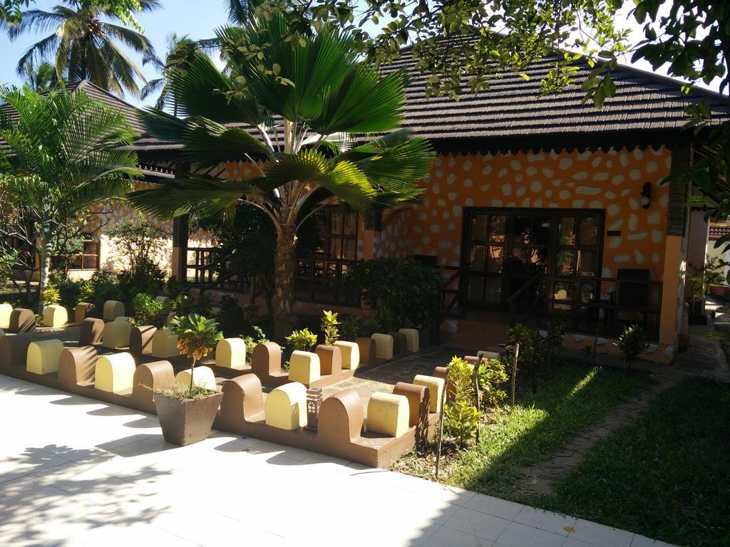 Arabian Nights Hotel Paje Buitenkant foto